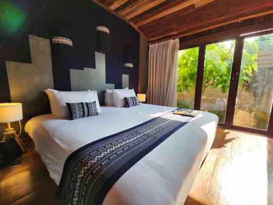 Teak Wood Heritage Hotel - Lotus Garden Suite 1. Mae Sai