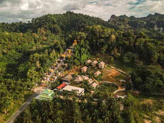 Вилла Villa Vara - вилла с тропическим бассейном в Аонанге Krabi