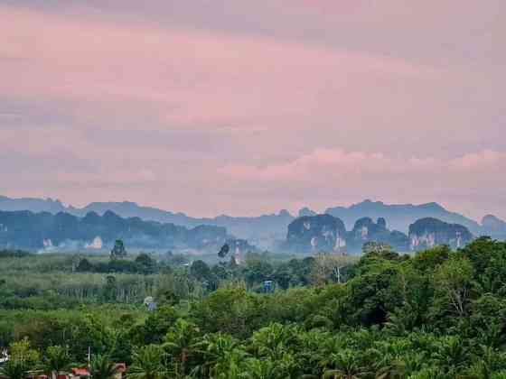 Джакузи с видом на горы Вилла в Ао-Нанге Krabi