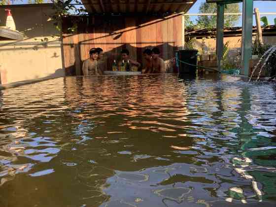 Жилье на ферме Fang Lagoon 
для мужчин Kamphaeng Phet