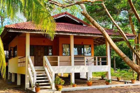 Beachfront House, Chumphon Koh Tao Trip Чумпхон