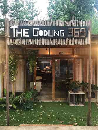 Godung Yaan 369 Creative Camp Space Phrae Уттарадит