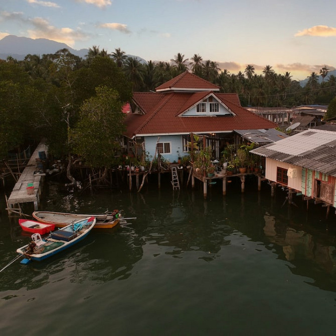 Спальня с двуспальной кроватью размера Queen size в Fisherman 's Village Trat - photo 4