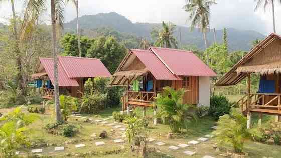 Seree Bungalows Трат