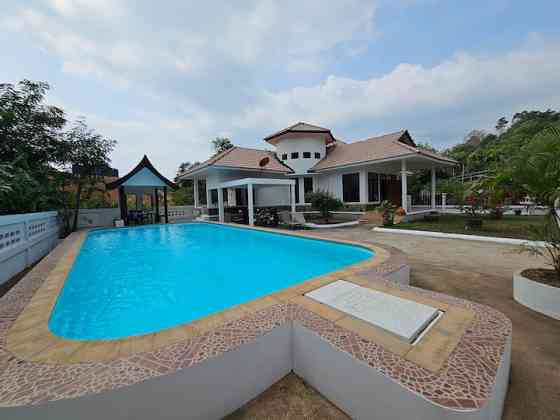 LuXuRy Large PrIvate Pool Villa Koh Chang Trat