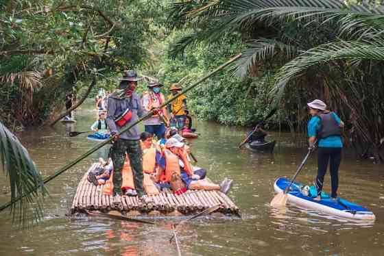 UniqueExperienceAmphawa FarmStay Khao Yoi