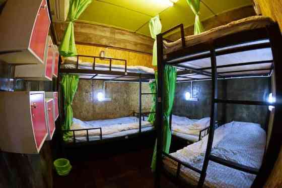 Nice Hostel in Town&Good transport. Samut Songkhram