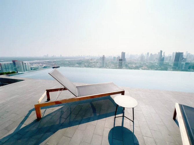 Sky Infinity Pool&Gym-2BR - BTS Ekamai 300m-H floor Phra Pradaeng - изображение 2