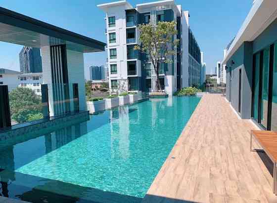 Кондоминиум Chillax Luxury Design Condo BTS w SmartTV Samut Prakan