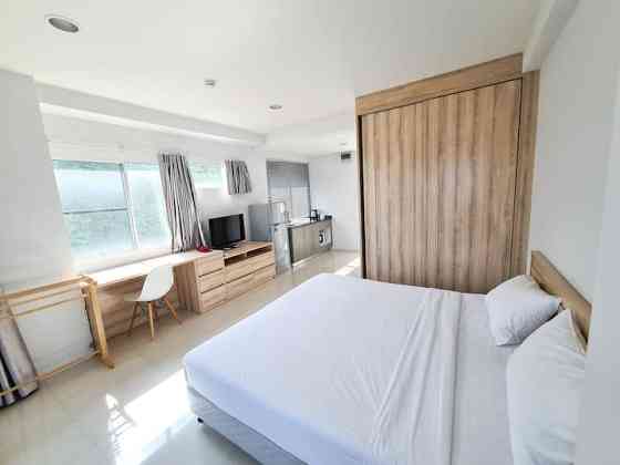 Des Res Hotel and Residence studio 8 Samut Prakan