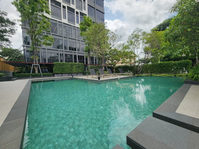 Распродажа! BTS On Nut/Sukhumvit 87/loft/pool/gym/wifi Phra Pradaeng - изображение 3