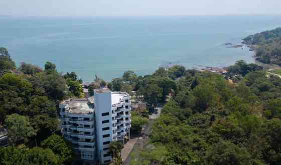 Triplet  Suite Rayong Seaview Private Beach. Klaeng