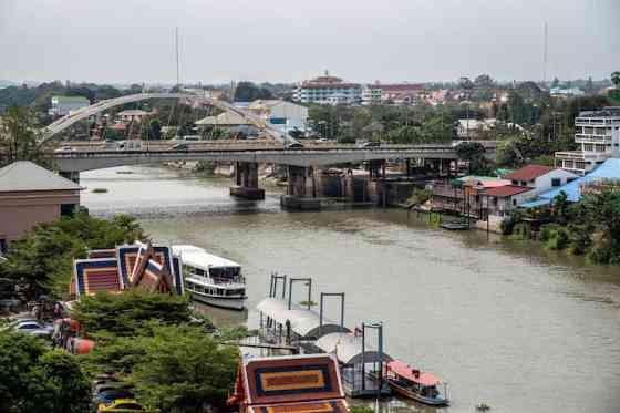 Ayothaya Riverside  Hotel Аюттхая