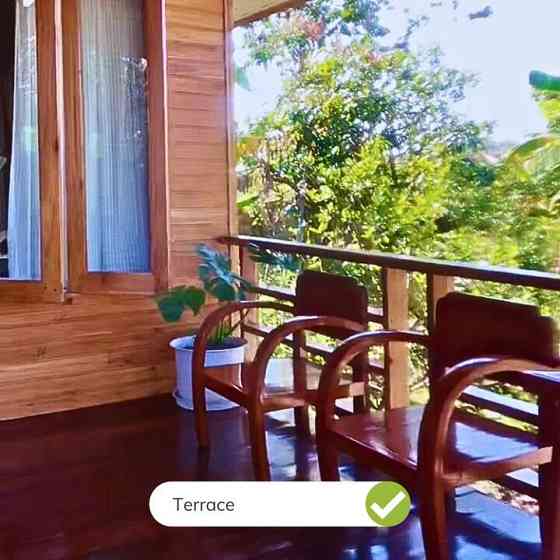 Tiny Teak House и отдельная ванная комната в Муанг-Пре Phrae