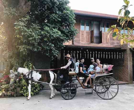 Tha Ma-O Bou-Teak homestay in Lampang old town Лампанг