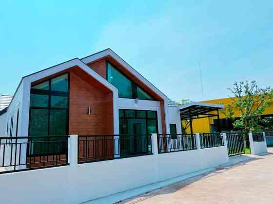 Chaya Home&Hug Phrae Den Chai