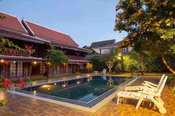 Ban Sriphaya 2: Lao Style Poolside Villa Tha Bo