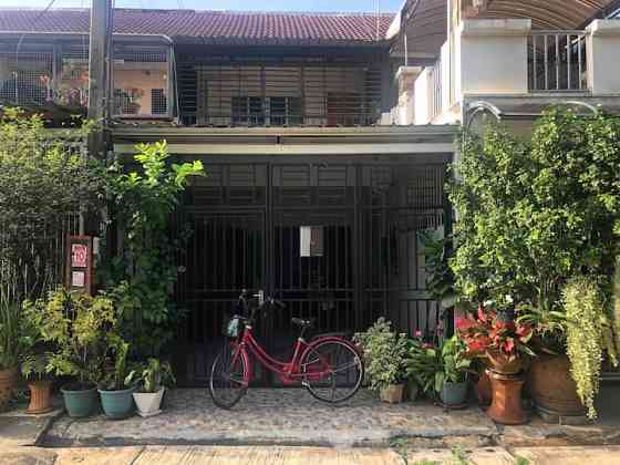 2 BR Townhouse by Don Mueang Airport; Casa DMK Ban Bang Kadi Pathum Thani