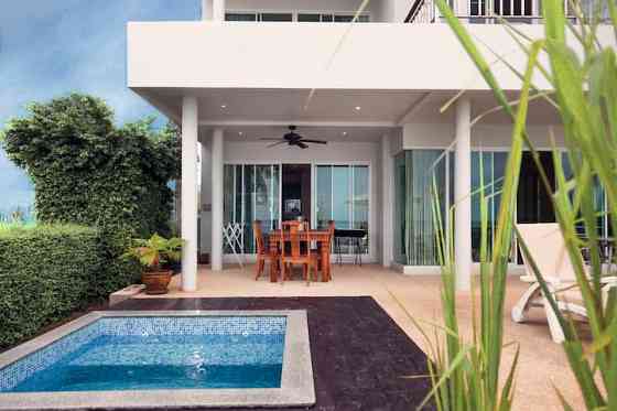 Вилла Absolute Beachfront Villa. Prachuap Khiri Khan