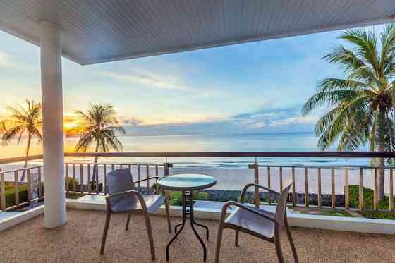 Вилла Absolute Beachfront Villa. Prachuap Khiri Khan