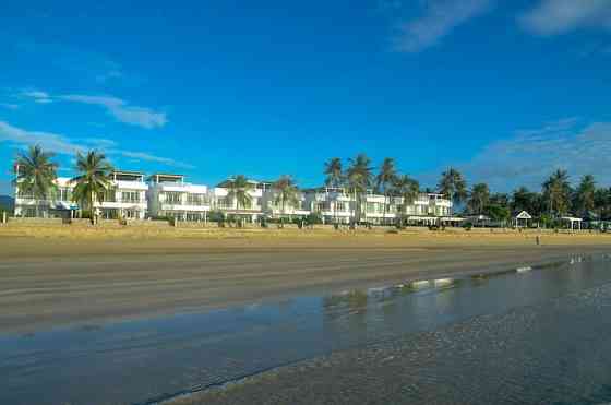 Абсолютная роскошная вилла на берегу моря. Prachuap Khiri Khan