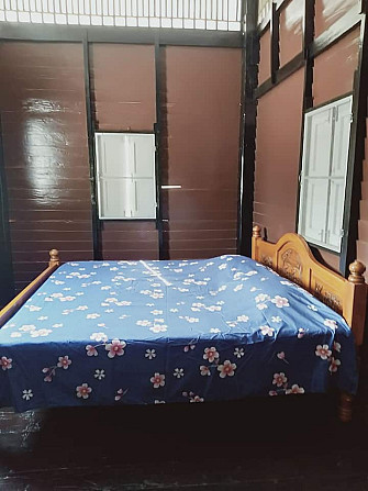 Banroipeehomestay, отремонтированный огромный деревянный дом. Ban Na San - photo 4