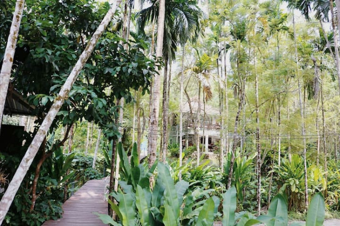 Бан • nai • mong & Hotspring Rain Balcony Ranong - photo 4