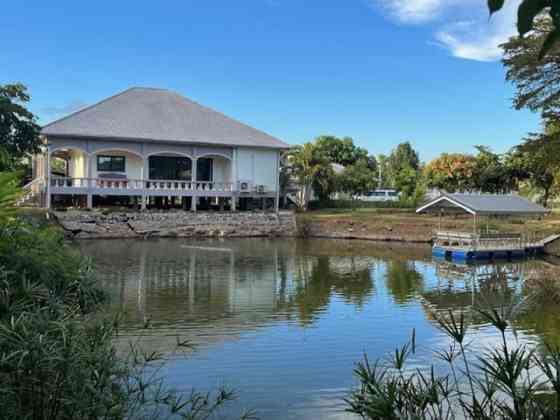 Roses by the lake. Udon Thani