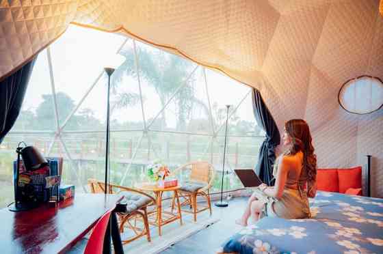 7-метровый роскошный глэмпинг Dome @Nakara Villas & Glamping Udon Thani