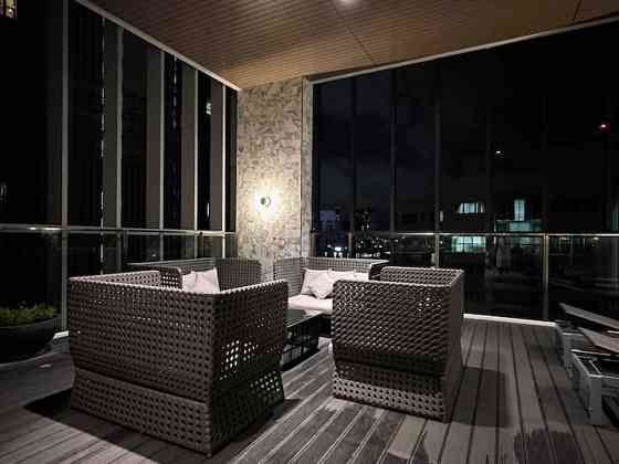 22 High Floor Sky Pool, Em District: Sukhumvit 24, Near BTSE5 Station Бангкок