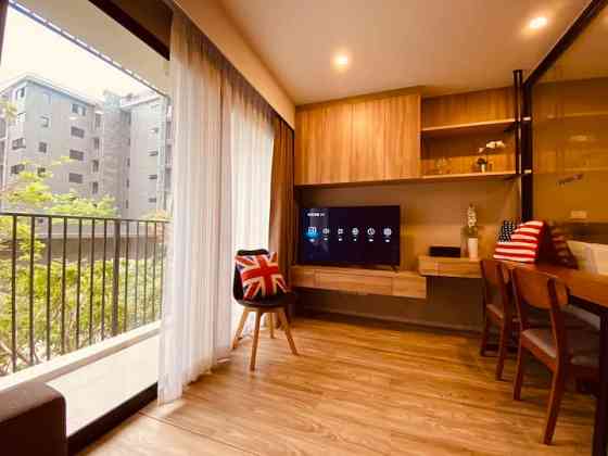 Рядом с Bts/Sathorn/Pool Gym/1 Bedroom 2 Bed Apartment Bangkok