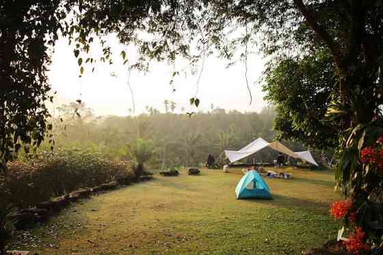 Частный кемпинг в органической ферме Chanthaburi. Chanthaburi