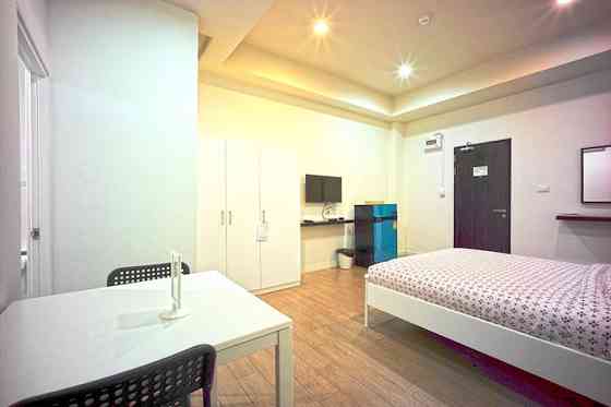 Private Superior Studio Queen bed for 2Adults Chon Buri