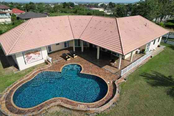 Pool villa
3 bed, 3 bath Pak Chong