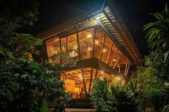 Faraway Jungle Bamboo Treehouse Retreat Tabanan