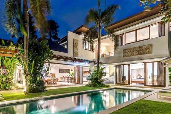 Роскошная вилла Sleek Villa in the Heart of Petitenget Kuta