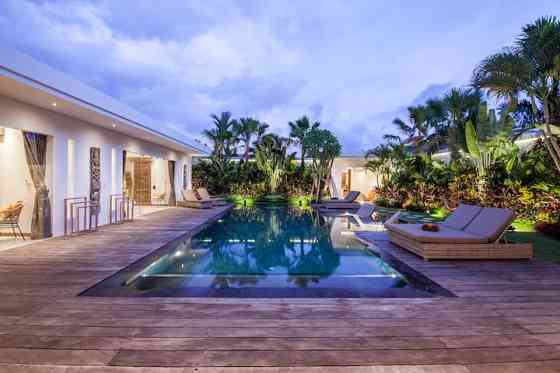 Расслабьтесь на роскошной вилле 4 BR SEMINYAK Kuta