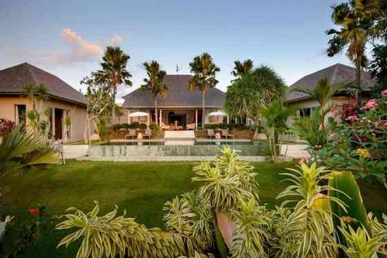 Villa Bodhikulture - Huge Tropical Villa in Canggu Denpasar