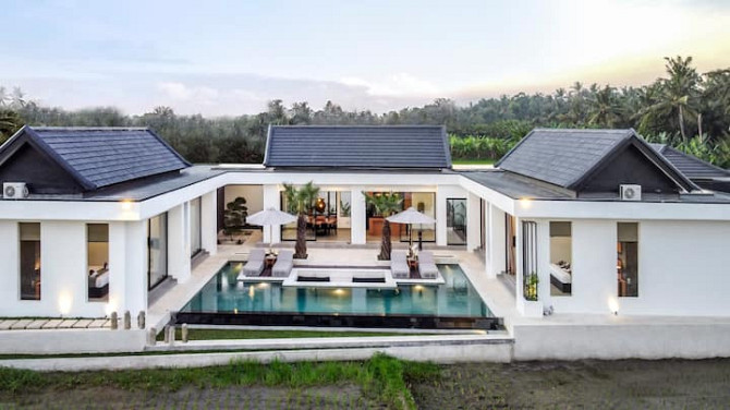 Удивительная и стильная вилла 4BR с видом на рисовые поля. Ubud - изображение 1