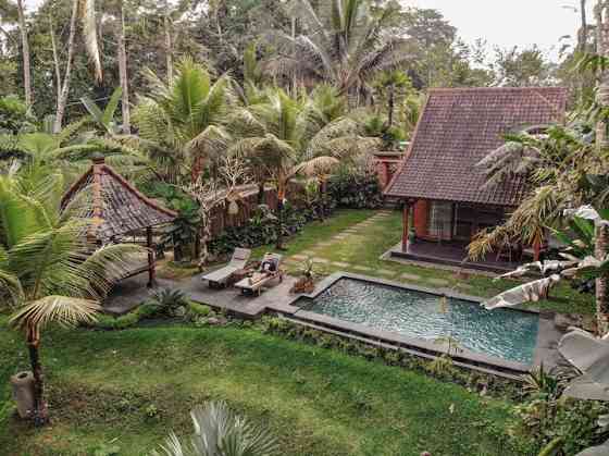 1 частный бассейн с видом на джунгли. Ubud